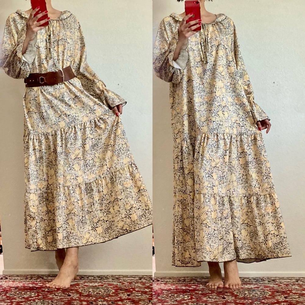 BOGOFREE Floral Tiered Ruffle Maxi Dress